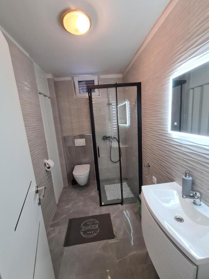 Apartments Kresan Сукошан Екстер'єр фото